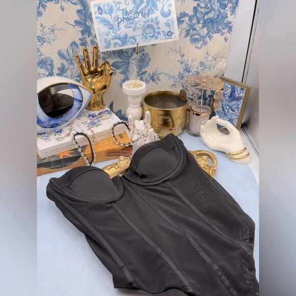 🆕 REBECCA VALLANCE 🧿 NWOT Eclipse Bodysuit, Black Mesh, Star Jewels, Sz US 6 - Picture 2 of 15